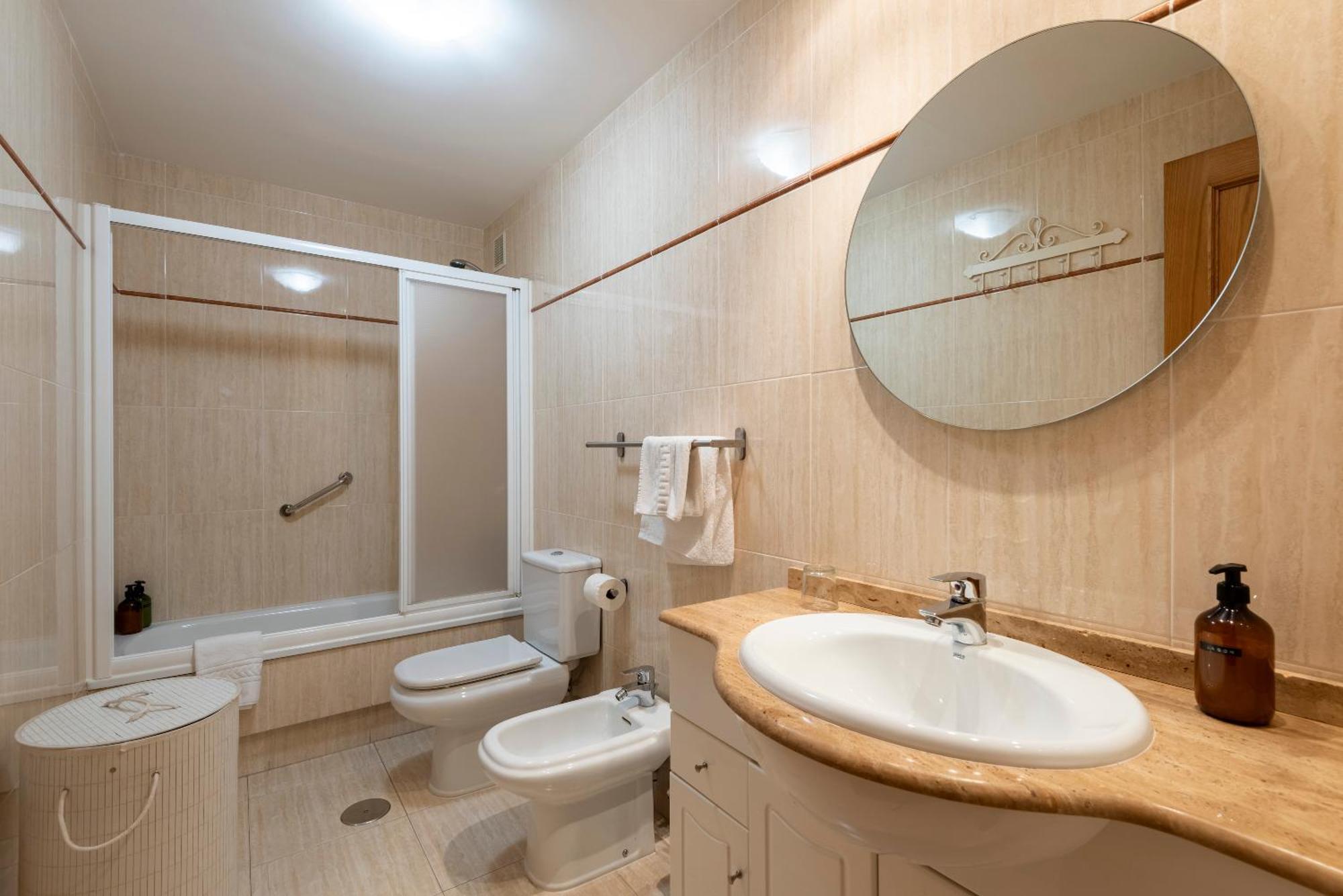 Apartamento Playa Silgar -50 M Playa Con 2 Garajes Y 3 Dormitorios Sanxenxo Kültér fotó